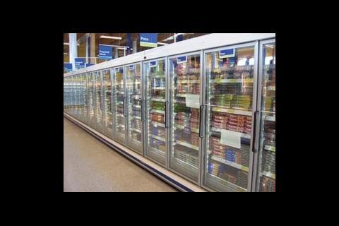 LED lighting in doors to freezer cabinets